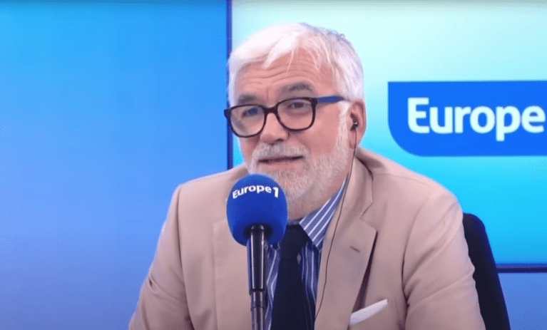 Vous souhaitez entrer en contact avec Pascal Praud ou un chroniqueur de l'émission L'heure des pros ?