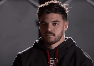 Comment écrire à Romain Ntamack ?