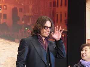 Entrer en contact avec Johnny Depp