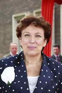 Joindre Roselyne Bachelot