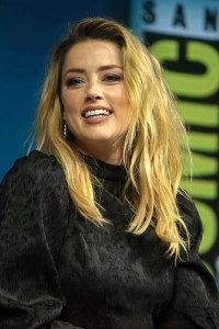 Joindre Amber Heard