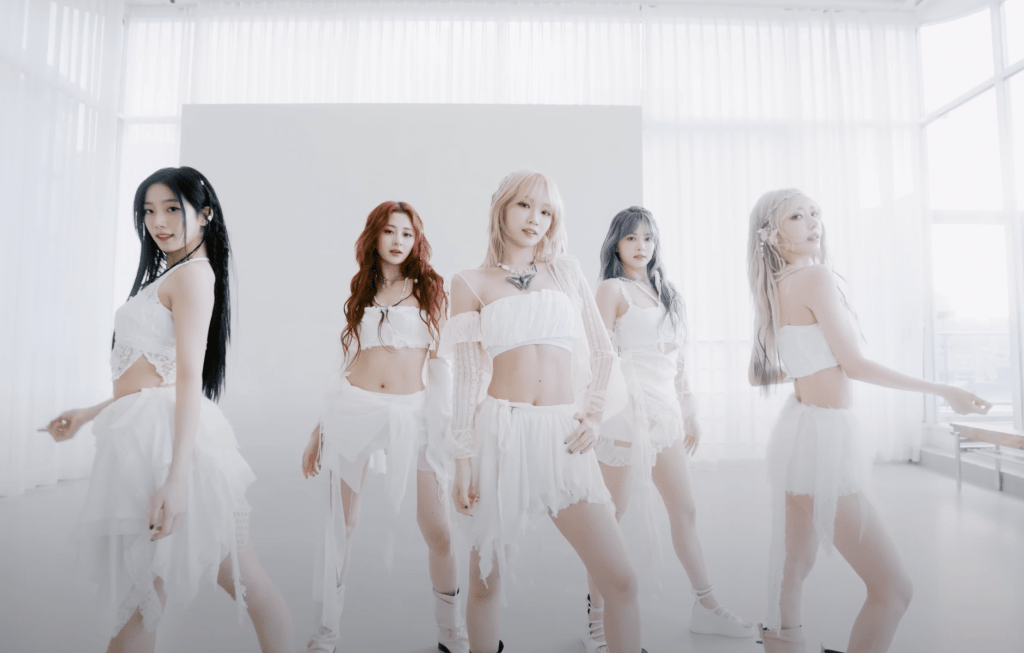 Contacter le groupe de Kpop Le Sserafim : comment leur écrire ?