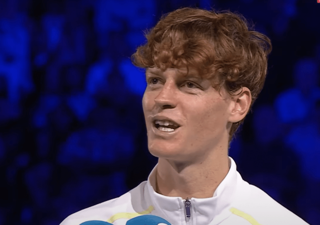 Vous souhaitez entrer en contact avec Jannik Sinner ? Découvrez ici toutes les informations pour lui écrire : réseaux sociaux, adresse de son agent sportif, site officiel, et bien plus.