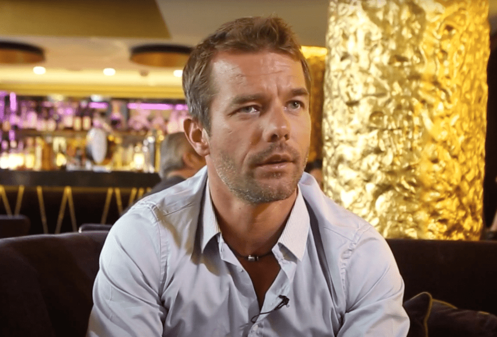 Contacter Sébastien Loeb : Si vous souhaitez le contacter, que ce soit pour lui adresser un message d’admiration, obtenir un autographe ou même pour une collaboration professionnelle, voici quelques moyens de le faire.