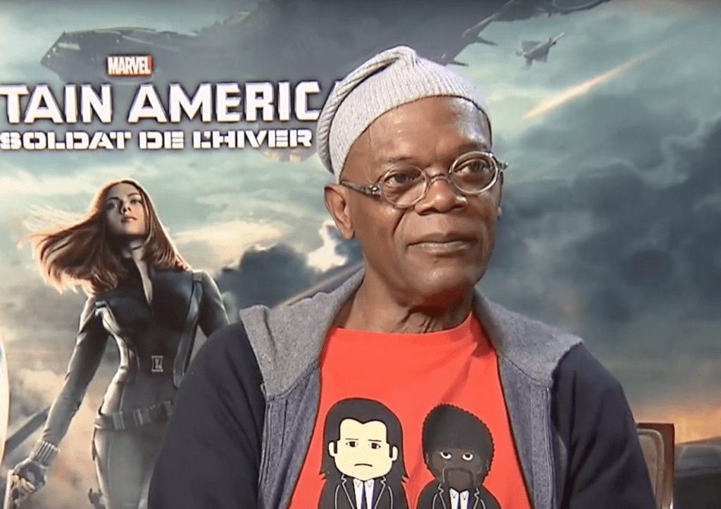 Samuel L. Jackson est l'un des acteurs les plus emblématiques d'Hollywood, connu pour ses rôles dans des films cultes comme Pulp Fiction, Avengers et Django Unchained. Si vous souhaitez lui écrire, voici les différentes méthodes pour tenter de le contacter.