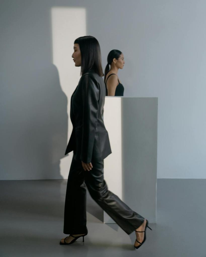 Un défilé de mode est un événement majeur pour les créateurs, mannequins et organisateurs. Il permet de mettre en avant des collections et de marquer les esprits. Que vous soyez styliste, organisateur ou mannequin, voici des conseils essentiels pour assurer le succès de votre défilé.