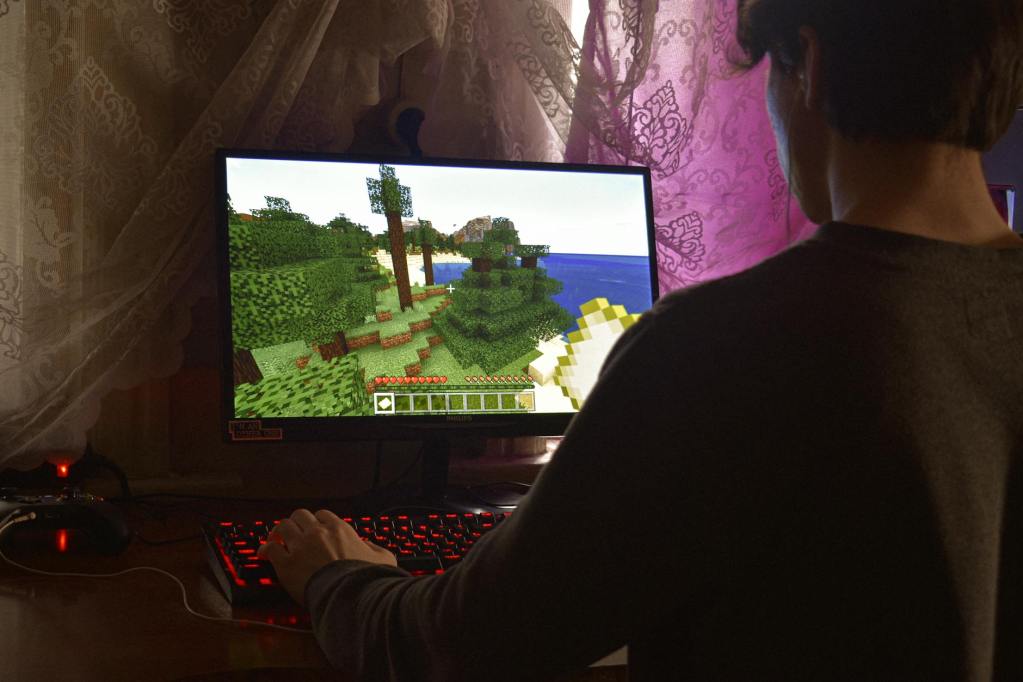 Rencontrez-vous des soucis avec Minecraft ? Ce guide vous explique comment contacter l'assistance technique, les créateurs de Mojang et résoudre les problèmes liés à votre compte Microsoft/Xbox.