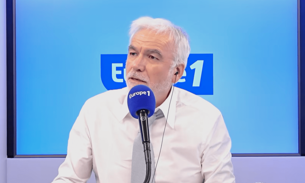 📞 Coordonnées téléphoniques officielles pour joindre Pascal Praud